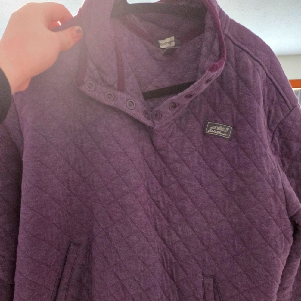 Eddie Brauer pull over